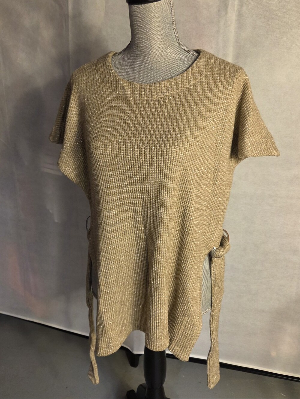 Marella Gold Shimmer Metallic Knit Top Short Sleeve Belted Side Rings Womens M